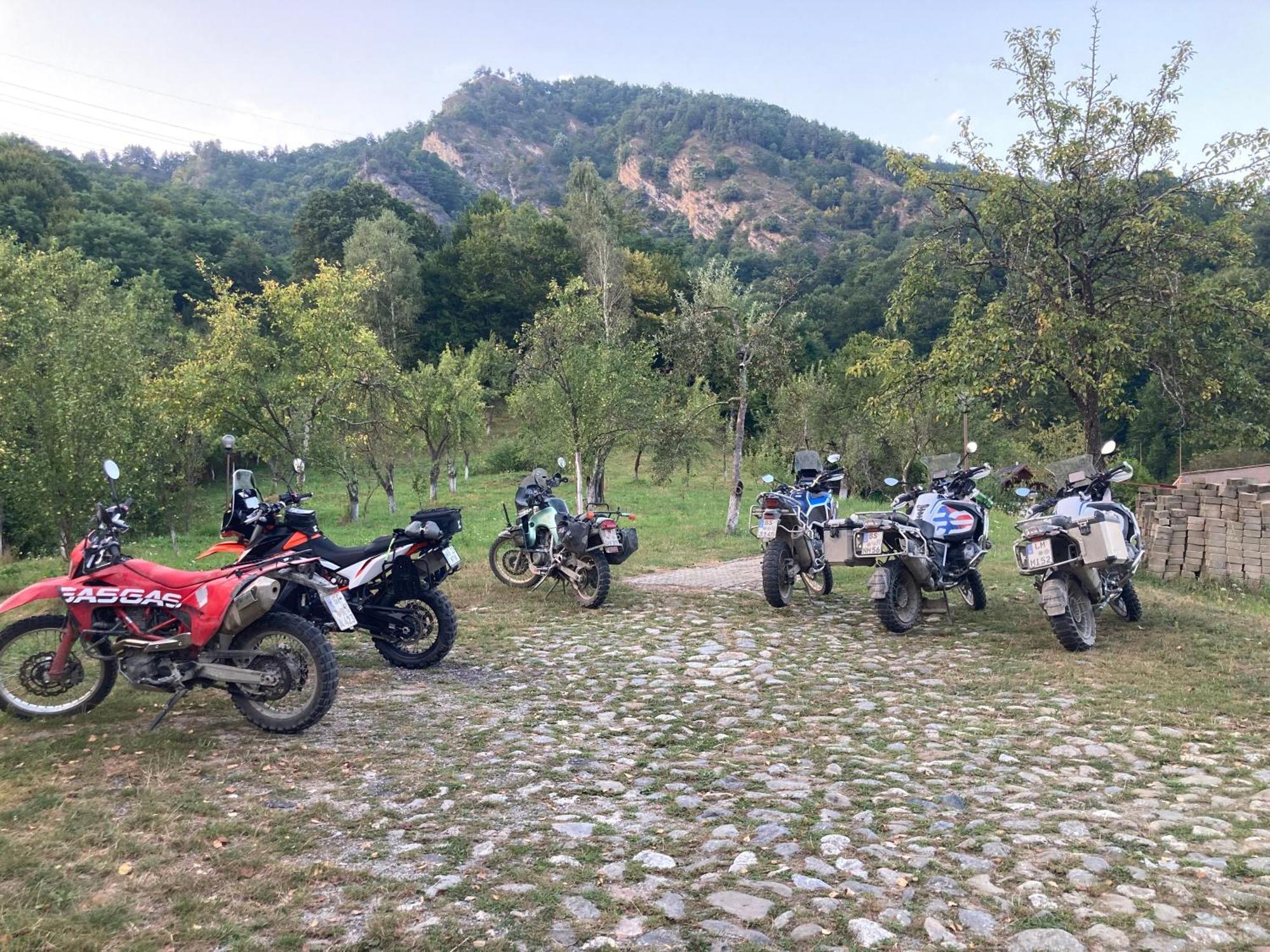 Casa Colt De Rai Villa Brezoi Dış mekan fotoğraf