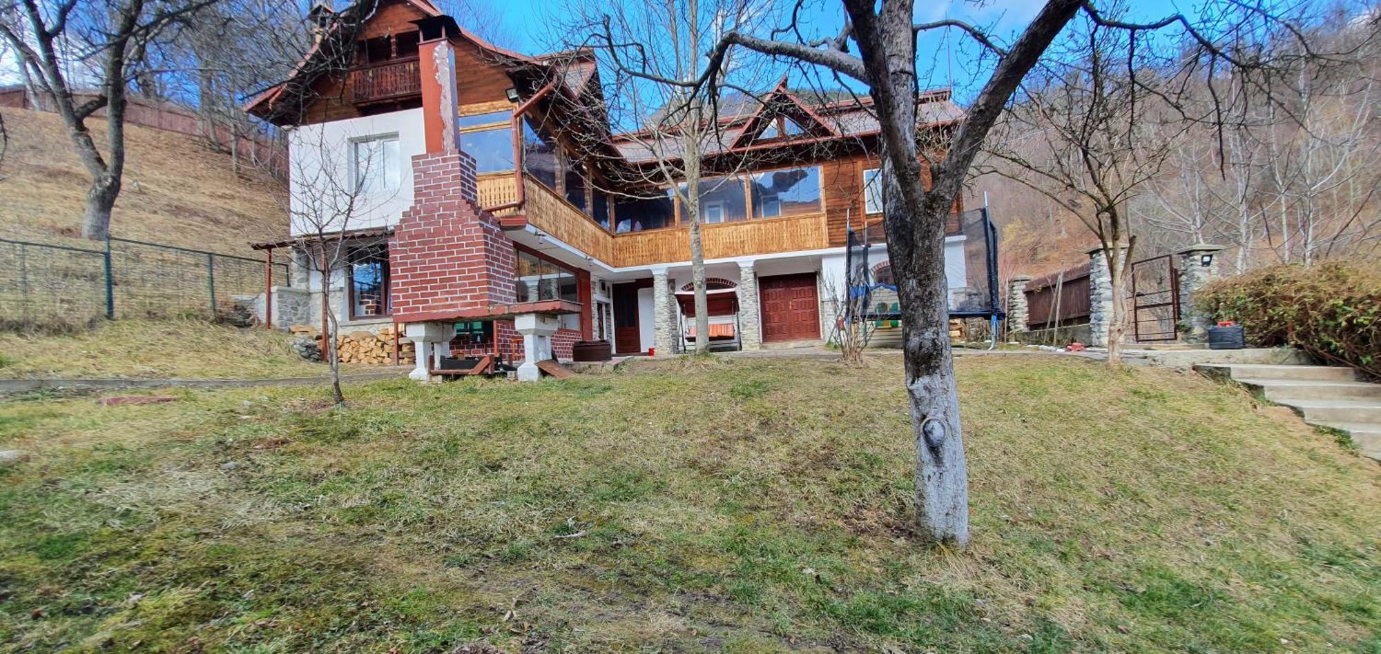 Casa Colt De Rai Villa Brezoi Dış mekan fotoğraf