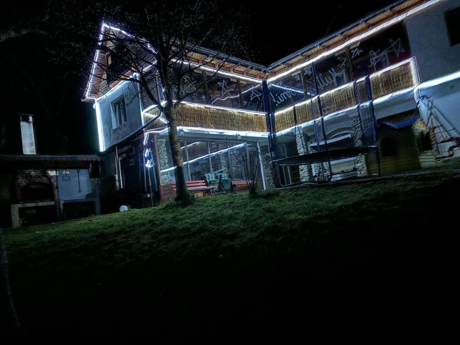 Casa Colt De Rai Villa Brezoi Dış mekan fotoğraf