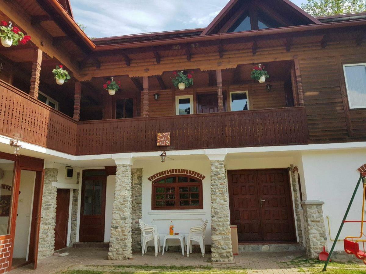 Casa Colt De Rai Villa Brezoi Dış mekan fotoğraf